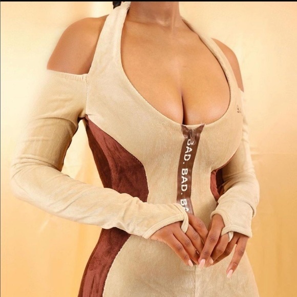 Flipped Oreo Jumpsuit. SOLD - Picture 6 of 7